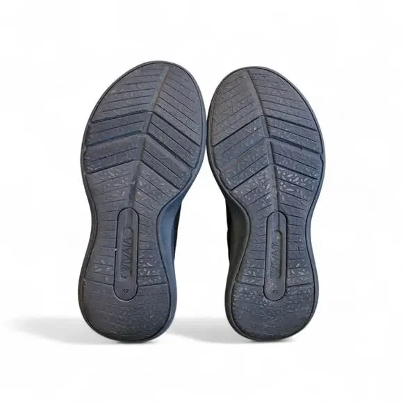 Vivaia Black Water Repellent Slip On Urban Sneaker Boots Size 42 Lightweight - Picture 10 of 11